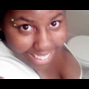 Meet your Posher, Iesha